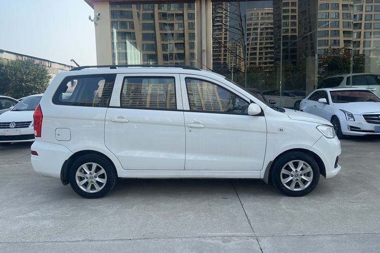 Used Dongfeng Fengon 330 2019 1.5L Manual Practical II China VI