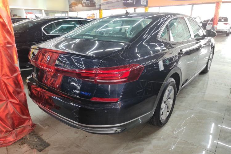 Used Volkswagen Passat New Energy 2025 430 PHEV Hybrid Business Edition Rear Right 45 Deg