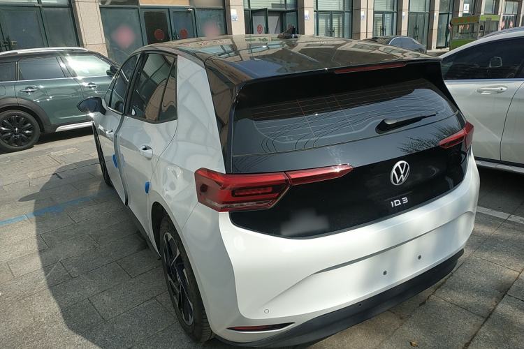 Used Volkswagen ID.3 2025 Smart Version Pure & Intelligent Enjoyment Edition Rear Left 45 Deg