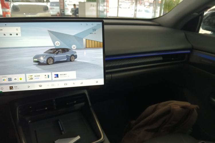 Used Lynk & Co 07 2024 EM-P 126 Long-Range Ultra
