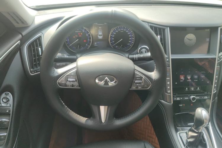 Used Infiniti Q50 2014 2.0T Comfort Edition Steering Wheel