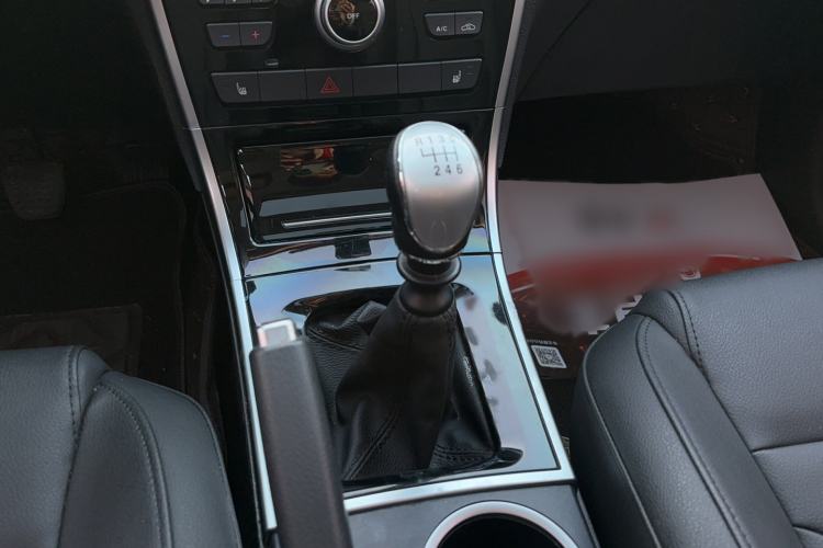 Used Haval H2 2017 Red-Label 1.5T Manual Two-Wheel-Drive Elite Model