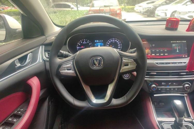 Used CHANGAN Eado 2019 Blue Whale Edition 280T GDI DCT High-Speed Model
