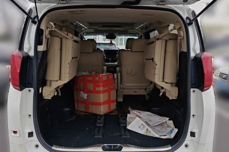 Used Toyota Alphard 2021 Dual-Engine 2.5L Luxury Edition