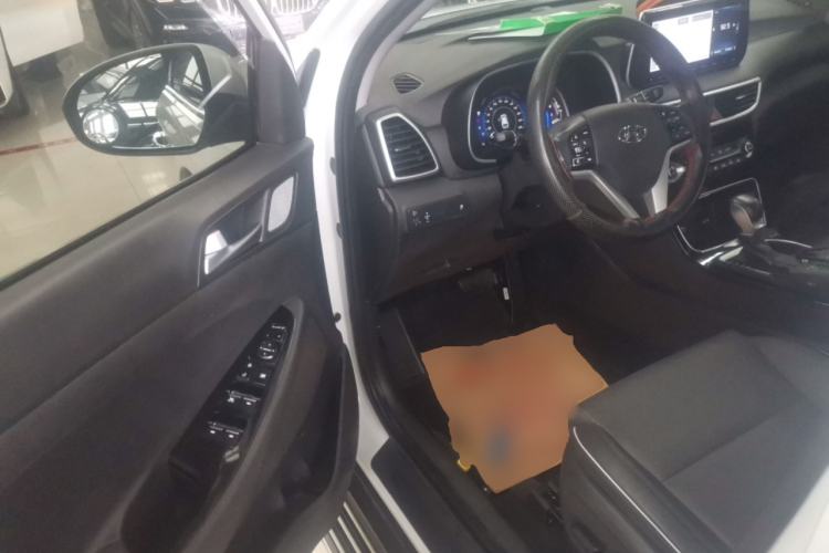 Used Hyundai Tucson 2020 280TGDi Two-Wheel-Drive GLS Smart Connectivity Version China VI Standard