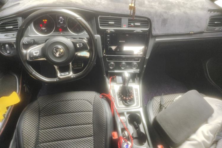 Used Volkswagen Golf 2016 1.4TSI Automatic R-Line