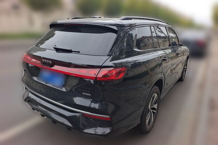 Used Audi Q6 2024 40 TFSI quattro Guanyun Edition Flying Rider Package 6-seater Rear Right 45 Deg