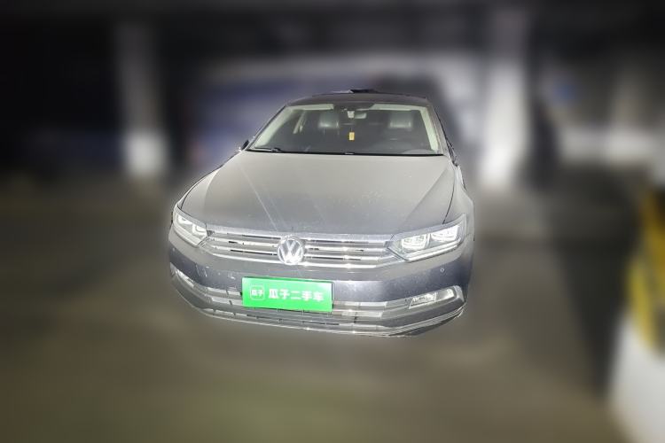 Used Volkswagen Magotan 2018 330TSI DSG Luxury Model Front