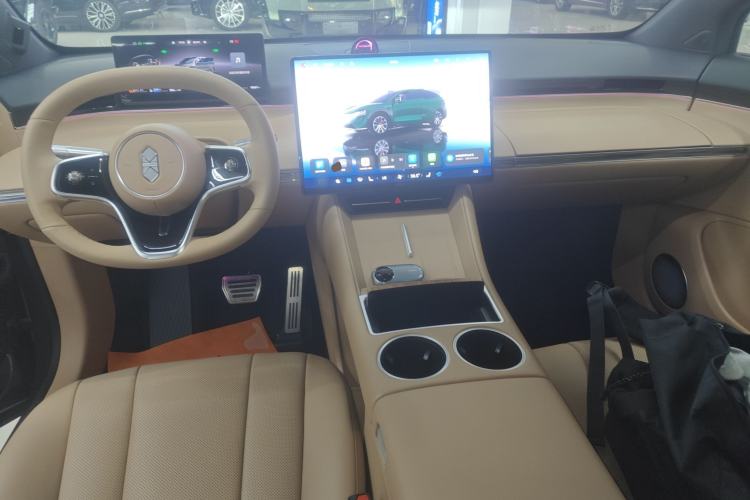 Used Hima Luxeed R7 2026 Model Range-Extending Ultra