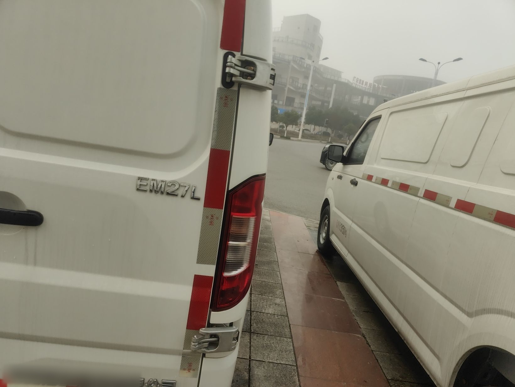 Dongfeng Yufeng EM27 2024 EM27L Eves Power 41.86 kWh — снимка 9