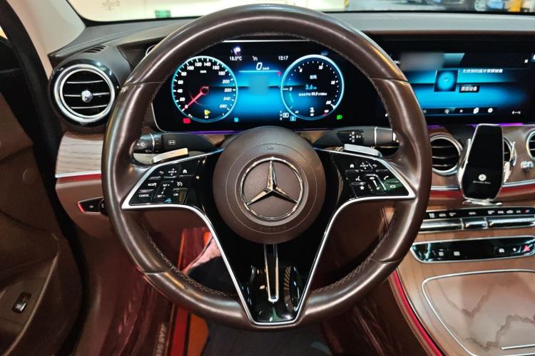 Used Mercedes-Benz E-Class 2022 Updated E 300 L Luxury Edition
