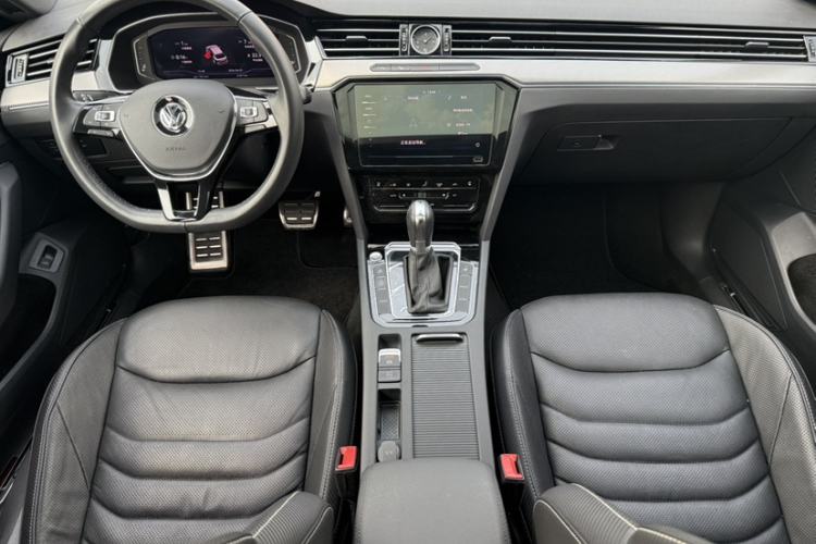 Used Volkswagen FAW-Volkswagen CC 2020 330TSI Glamour Edition China VI Standard Interior 5