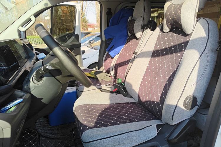 Used Ford Transit 2023 2.0T Gasoline Manual-Transmission Multi-Purpose Commercial Vehicle Mid-Drive Mid-Roof 5/6 Seats Left Front Seat