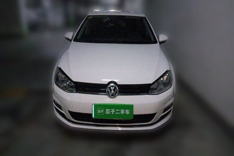 Used Volkswagen Golf 2015 1.6L Manual Fashion Edition
