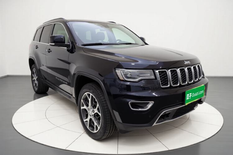 Used Jeep Grand Cherokee 2020 3.6L Elite Navigation Edition Exterior 2