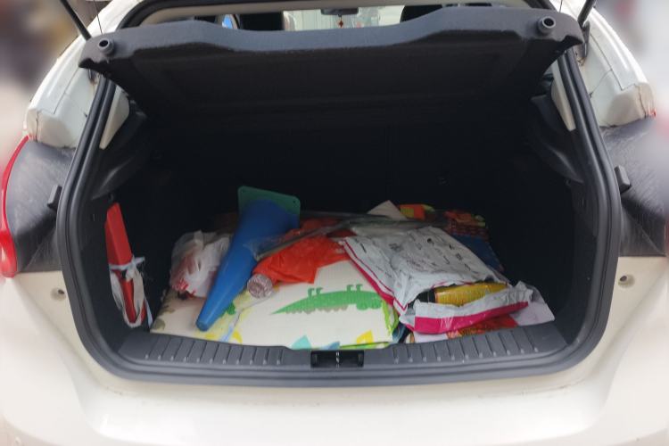 Used Ford Focus 2017 Hatchback 1.6L Automatic Fashion Edition Smart Drive Version
