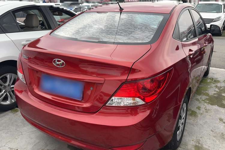 Used Hyundai Verna (older generation) 2013 Sedan 1.4L Automatic Standard GL Model
