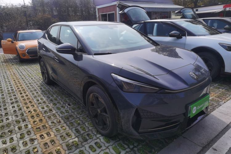 Used Volkswagen ID.UNYX 2024 Pro Long-Range Version