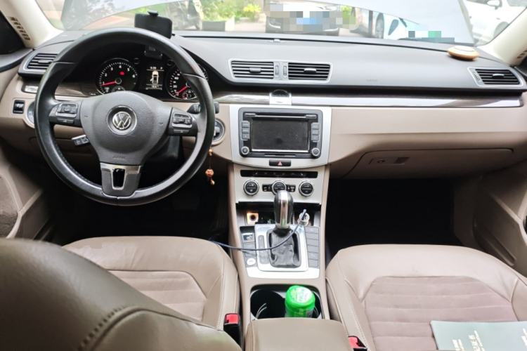 Used Volkswagen Magotan 2013 2.0 TSI Prestige Model
