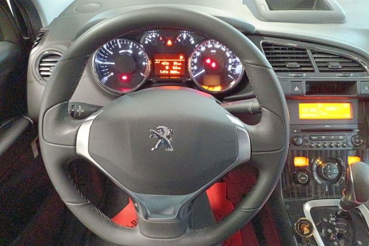 Used Peugeot 3008 2015 2.0L Automatic Trend Edition
