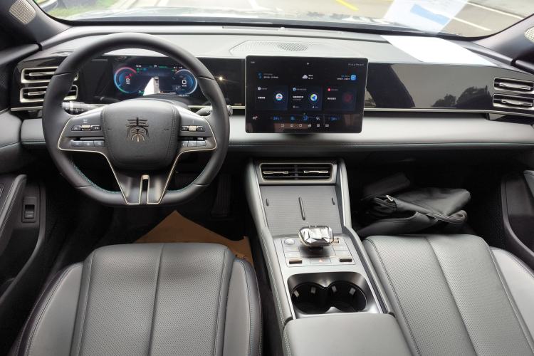 Used BYD Qin L 2024 DM-i 120KM Beyond Model
