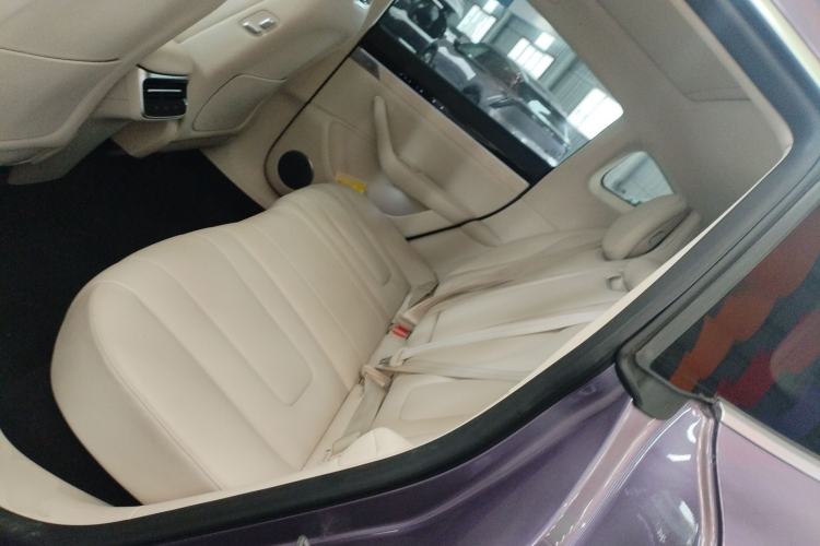 Used Hima Luxeed R7 2024 All-Electric 736 km Ultra
