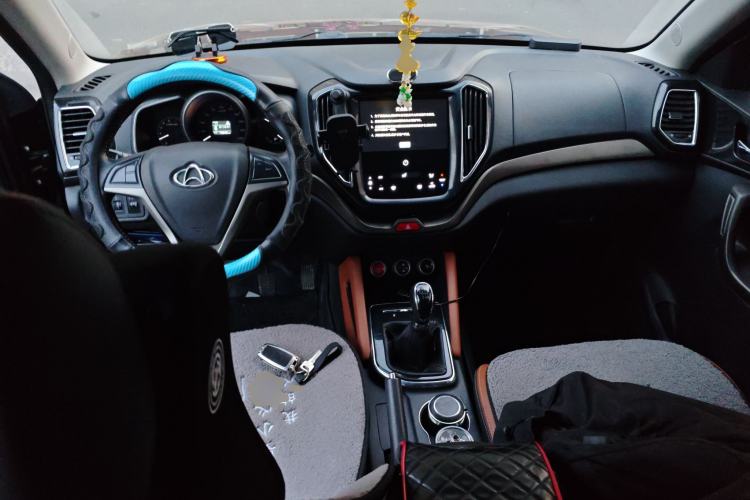 Used CHANGAN OSHAN CX70 2017 Facelifted CX70T 1.5T Manual High-Performance Edition