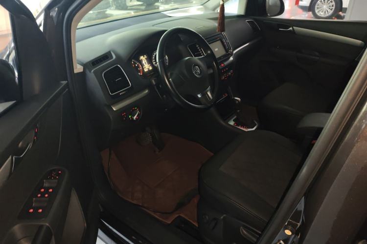 Used Volkswagen Sharan 2014 2.0 TSI Standard Model
