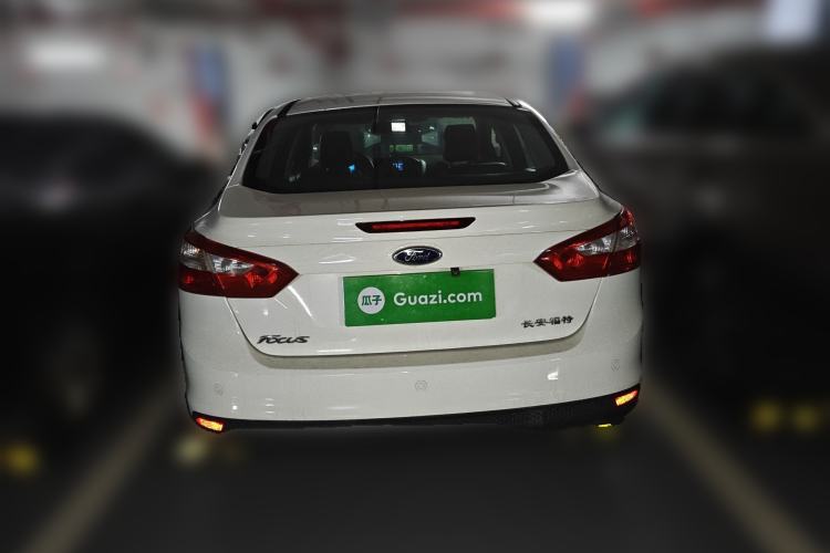 Used Ford Focus 2012 Sedan 1.6L Manual Fashion Edition
