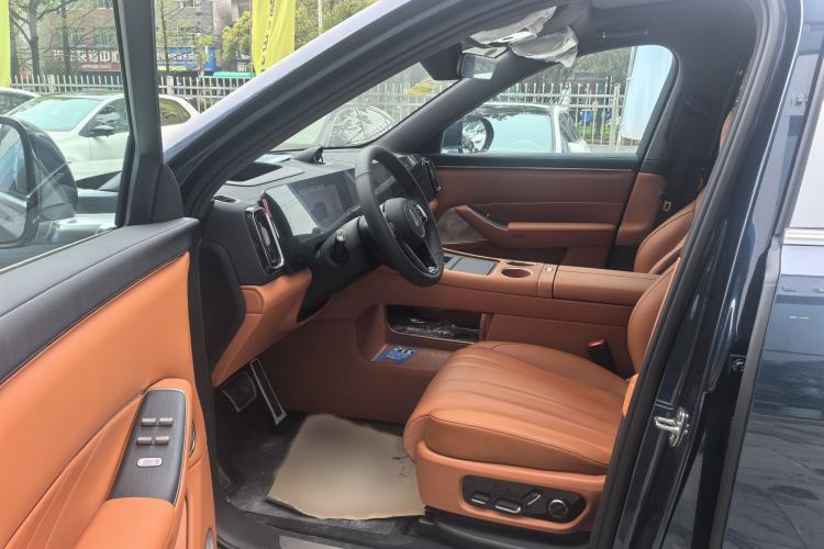 Used Hima AITO M8 2025 Extended-Range Max+ Version 53.4 kWh 6-Seater Edition