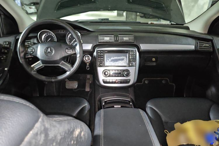 Used Mercedes-Benz R-Class 2011 R 300 L Business Model

