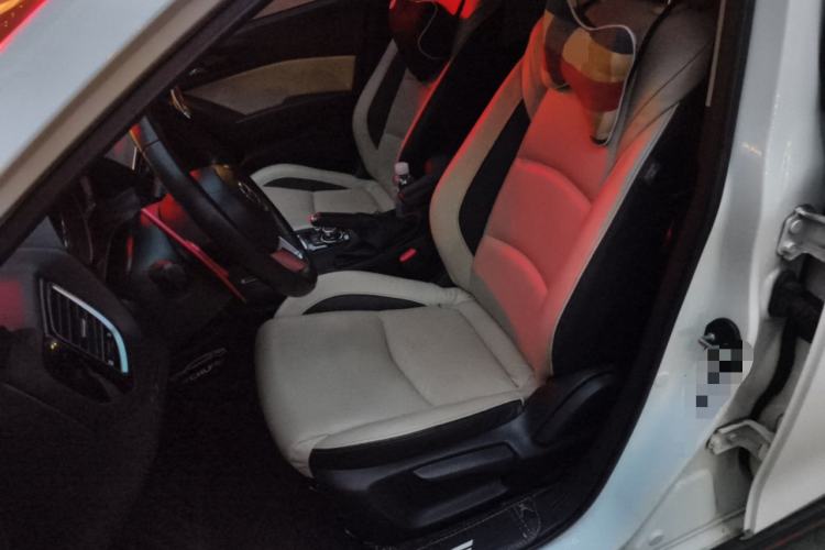 Used Mazda 3 Axela 2014 Sedan 2.0L Automatic Sport Model