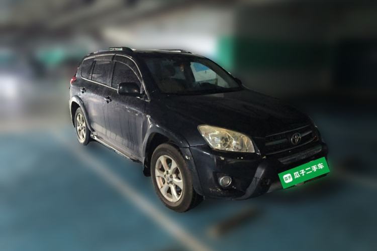 Used Toyota RAV4 2010 2.4L Automatic Deluxe Upgrade Edition Front Right 45 Deg