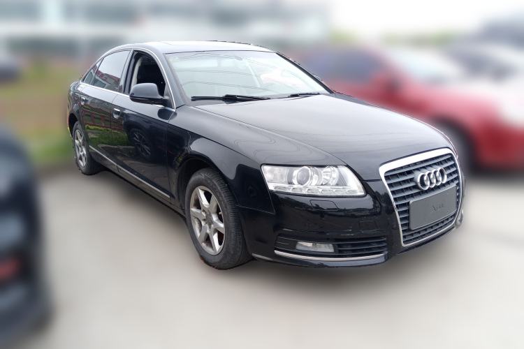 Used Audi A6L 2011 2.0 TFSI Automatic Standard Edition Front Right 45 Deg