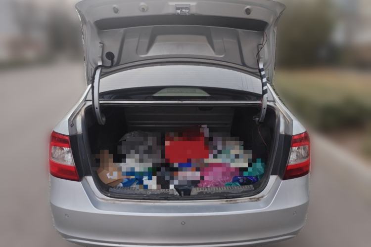 Used Skoda Rapid 2013 1.6L Manual Smart Selection Model