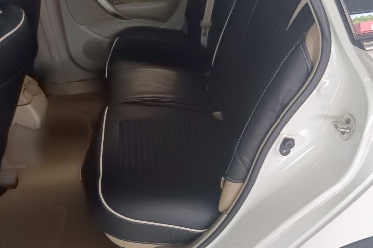 Used Dongfeng Aeolus A60 2014 1.6L Manual Luxury Model
