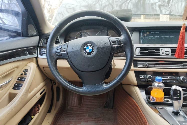 Used BMW 5 Series 2011 523Li Luxury Model