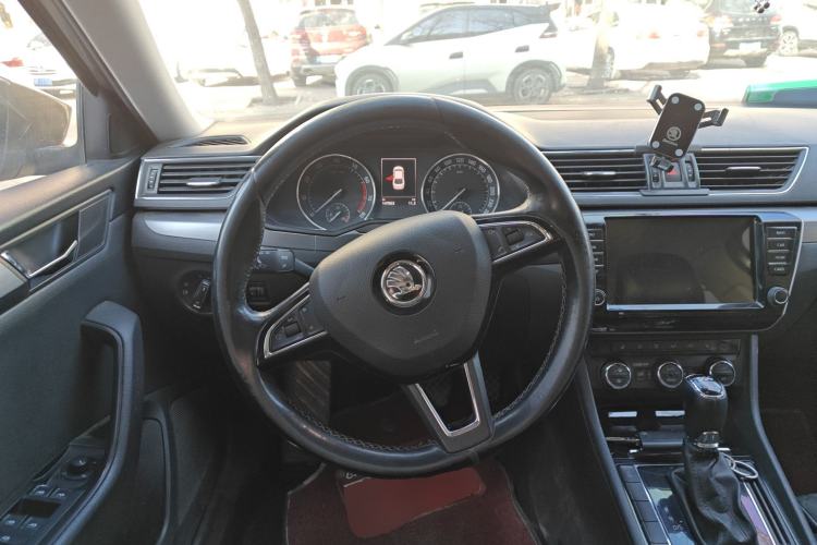 Used Skoda Superb 2016 TSI280 DSG Innovation Edition
