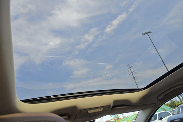 Used Mercedes-Benz E-Class New Energy 2022 Restyled E 350 e L Plug-in Hybrid Sports Sedan