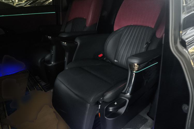 Used GAC Trumpchi M8 2023 Zongshi Series 400T Ultimate Edition Left Rear Seat