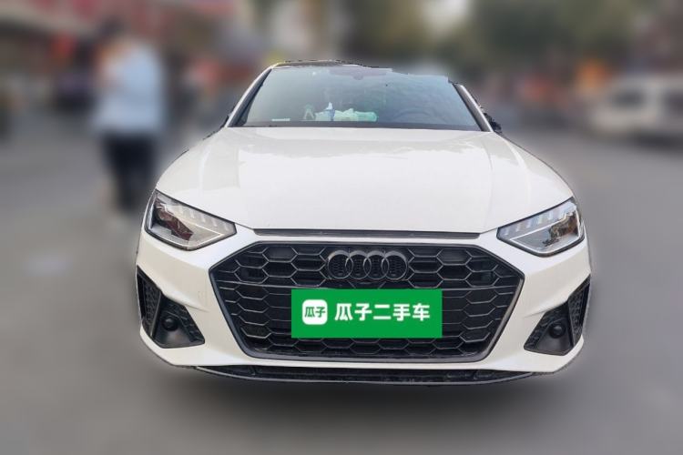 Used Audi A4L 2023 40 TFSI Luxury Dynamic Model
