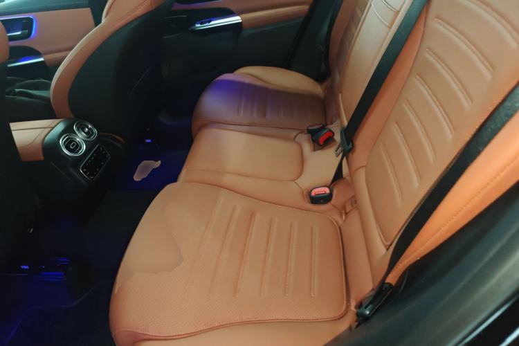 Used Mercedes-Benz GLC 2023 Refreshed GLC 300 L 4MATIC Dynamic Edition 5 Seats Left Rear Seat