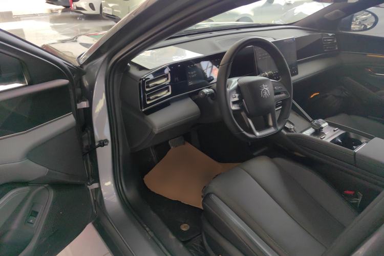 Used BYD Qin L 2025 DM-i Smart Drive 120KM Superior Model