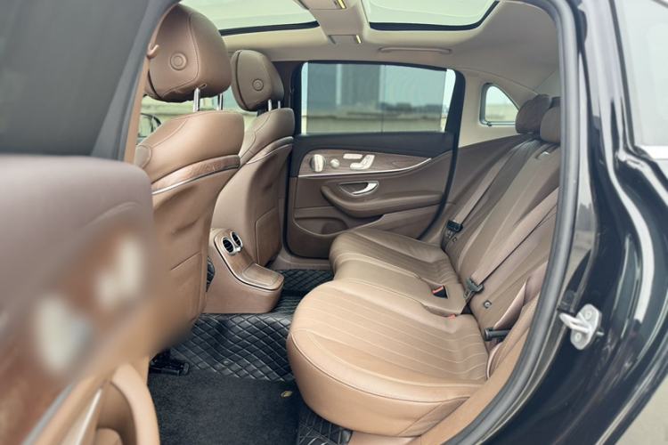 Used Mercedes-Benz E-Class 2023 Updated E 300 L Luxury Edition
