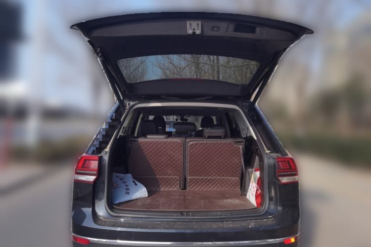 Used Volkswagen Teramont 2019 330TSI Two-Wheel-Drive Luxury Edition China VI Standard Trunk