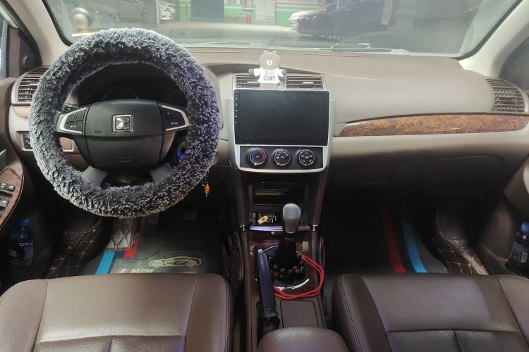 Used Zotye Z300 2014 1.5L Urban Edition Manual Luxury Model
