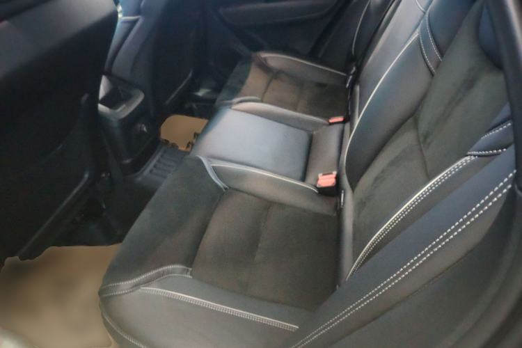 Used Volvo XC60 New Energy 2019 T8 E-Drive Hybrid Intelligent Luxury Sport Edition China V Standard