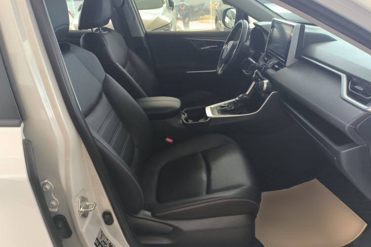 Used Toyota RAV4 2020 Dual-Engine 2.5L E-CVT 4x4 Elite PLUS Edition