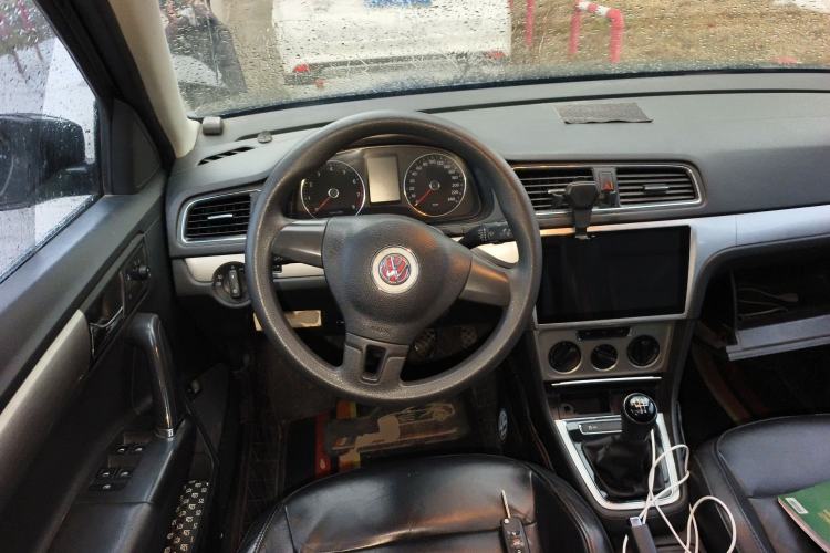 Used Volkswagen Lavida 2013 Restyled Classic 1.6L Manual Comfort Edition
