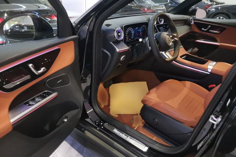 Used Mercedes-Benz GLC 2025 GLC 260 L 4MATIC Luxury Model Driver Seat